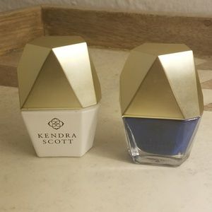 Kendra Scott nail polish and top coat